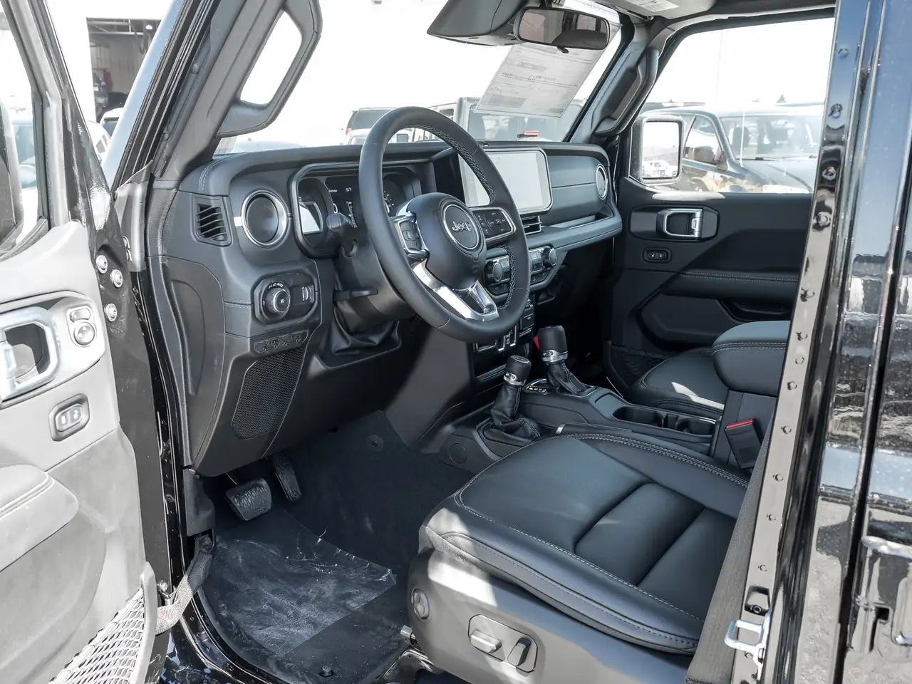 Jeep Wrangler снимка Jeep Wrangler