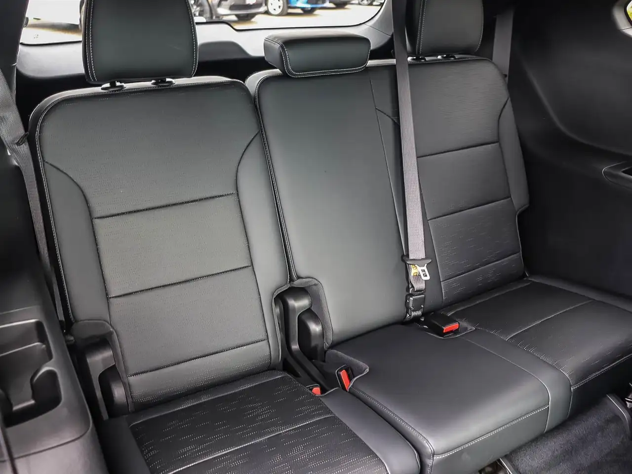 Buick Enclave снимка Buick Enclave