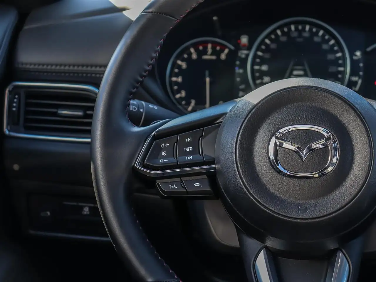 Mazda CX-5 photo Mazda CX-5