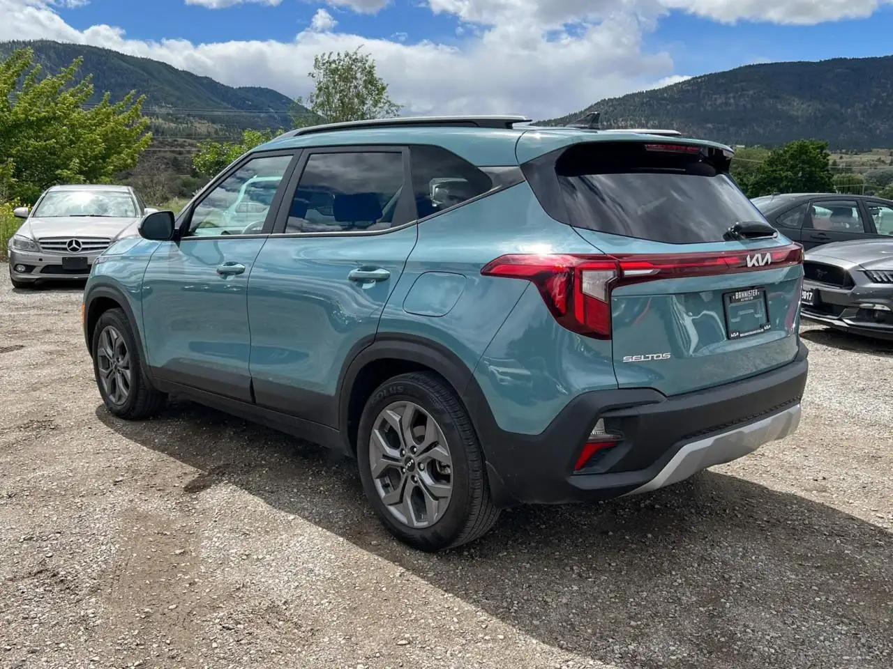 Kia Seltos photo Kia Seltos
