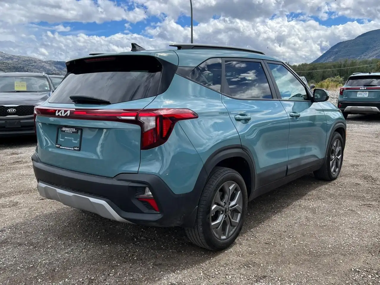 Kia Seltos photo Kia Seltos