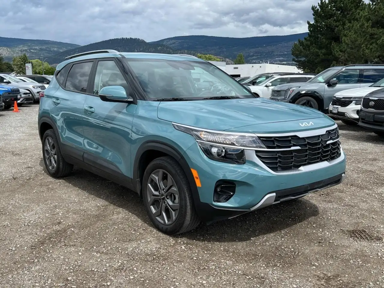 Kia Seltos photo Kia Seltos