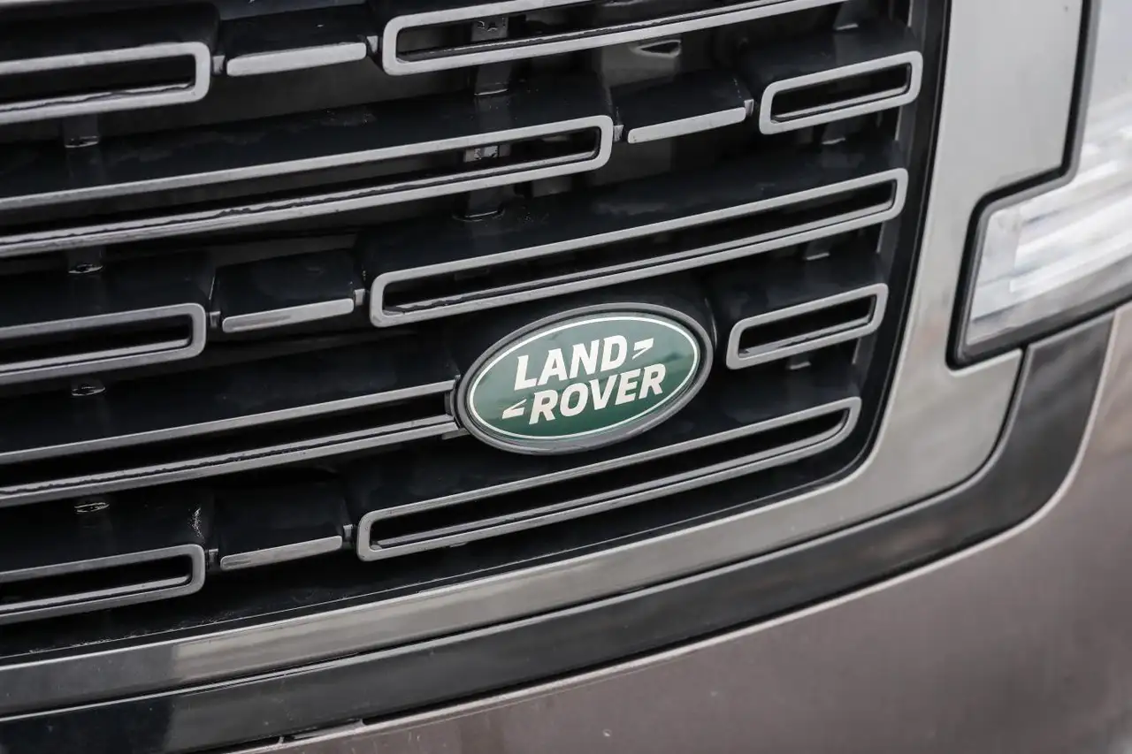 Land Rover Range Rover photo Land Rover Range Rover