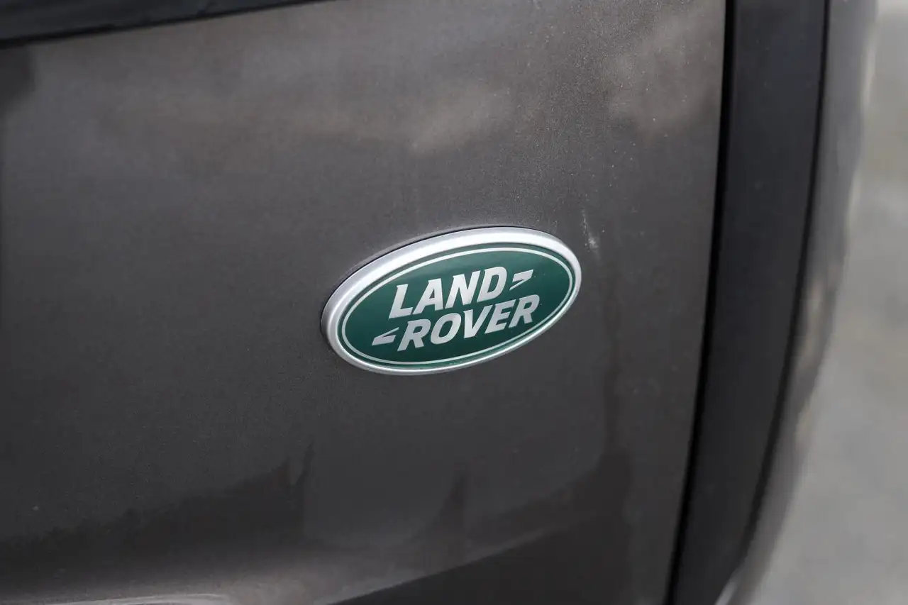 Land Rover Range Rover photo Land Rover Range Rover