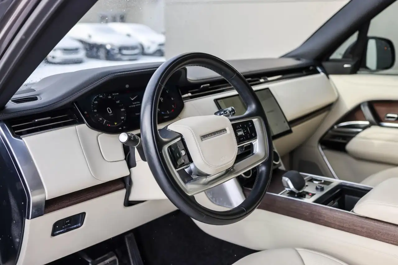 Land Rover Range Rover photo Land Rover Range Rover
