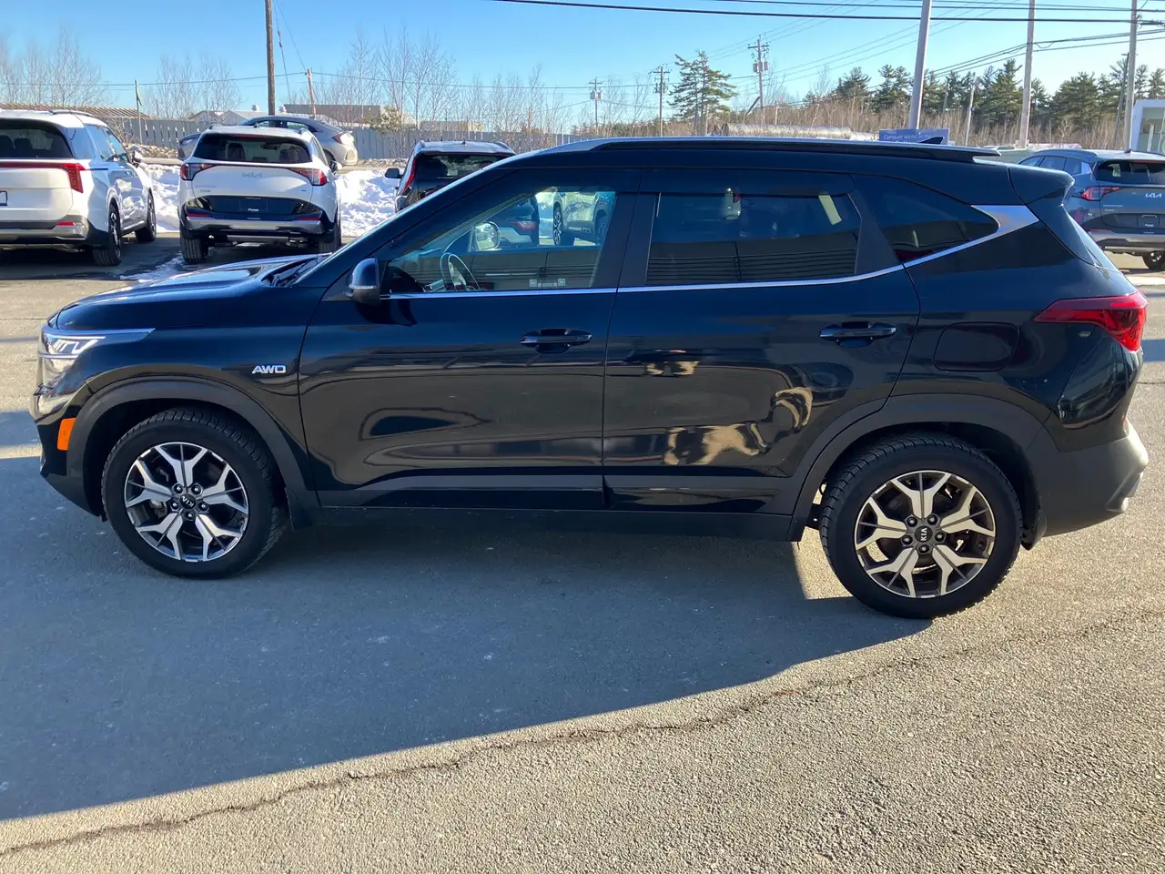 Kia Seltos снимка Kia Seltos