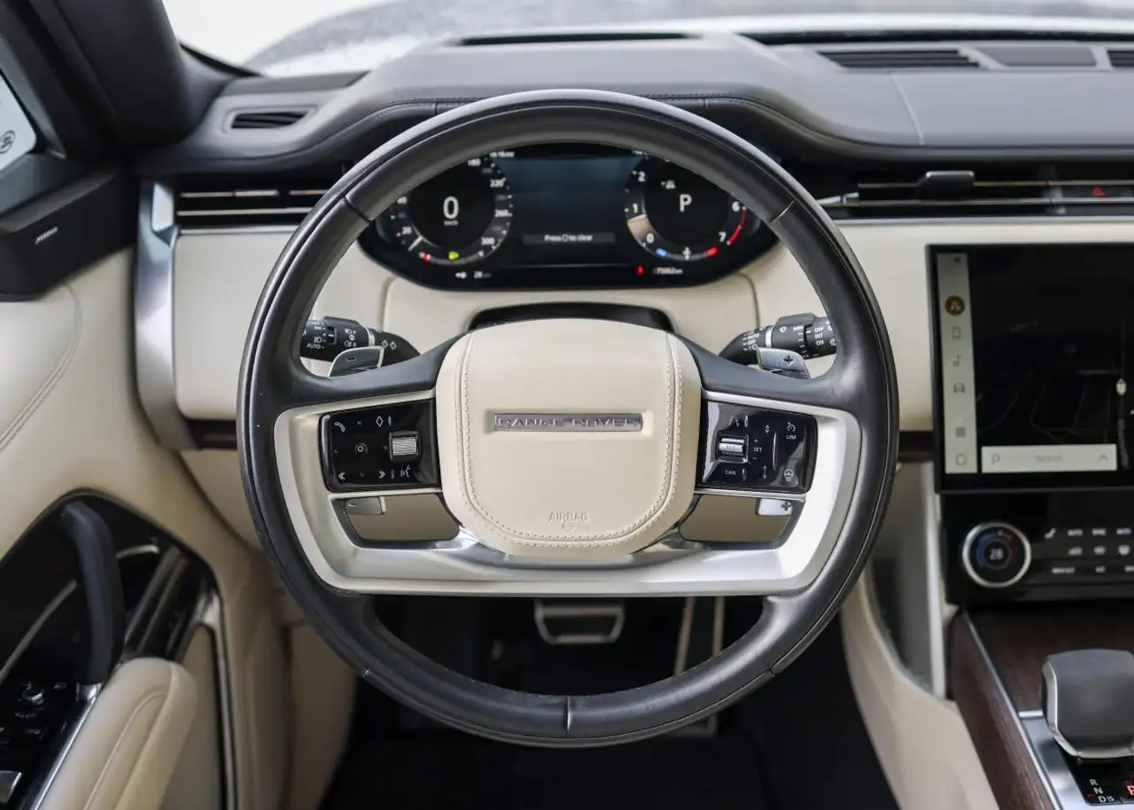 Land Rover Range Rover photo Land Rover Range Rover
