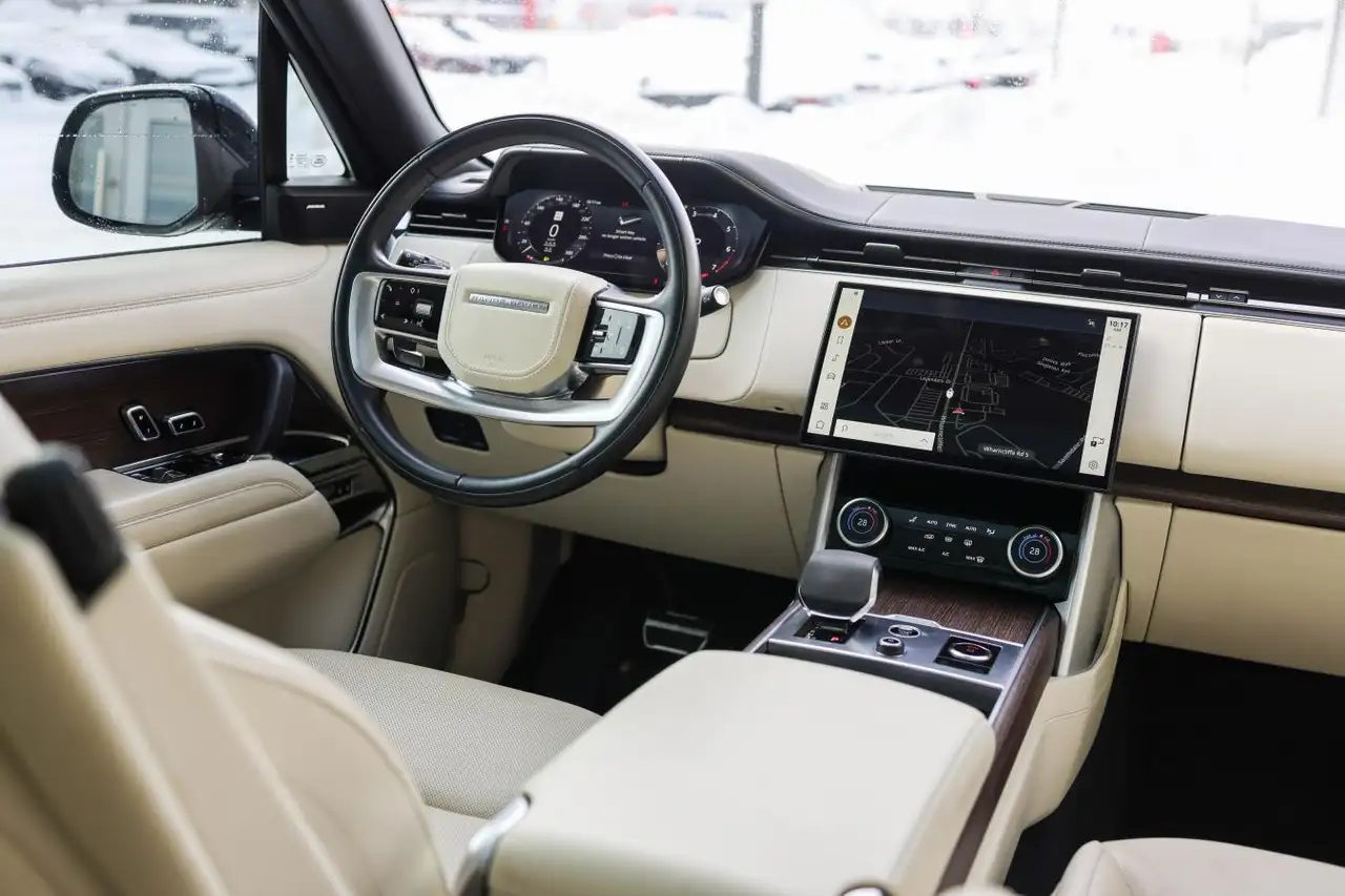 Land Rover Range Rover photo Land Rover Range Rover