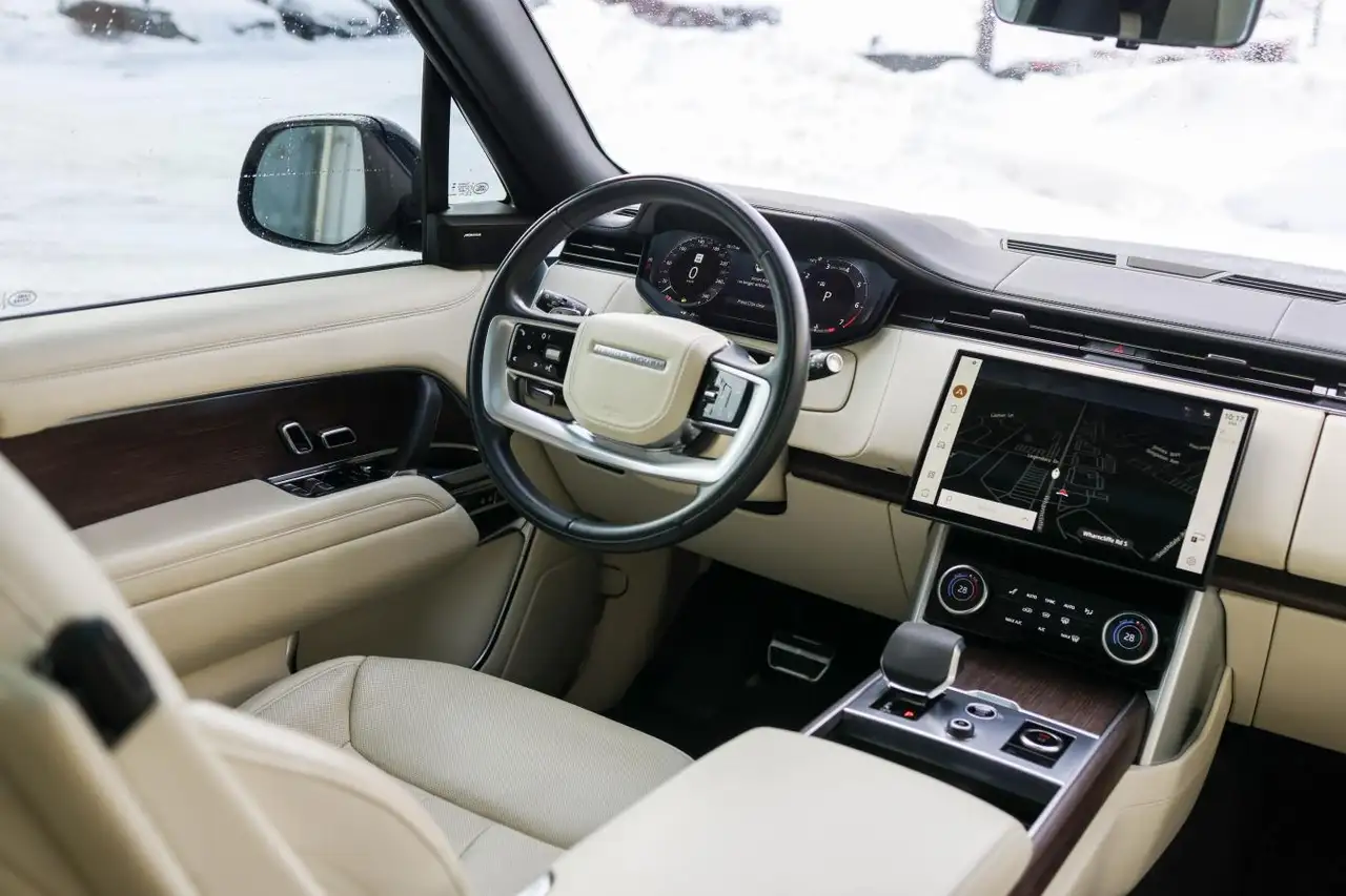 Land Rover Range Rover photo Land Rover Range Rover