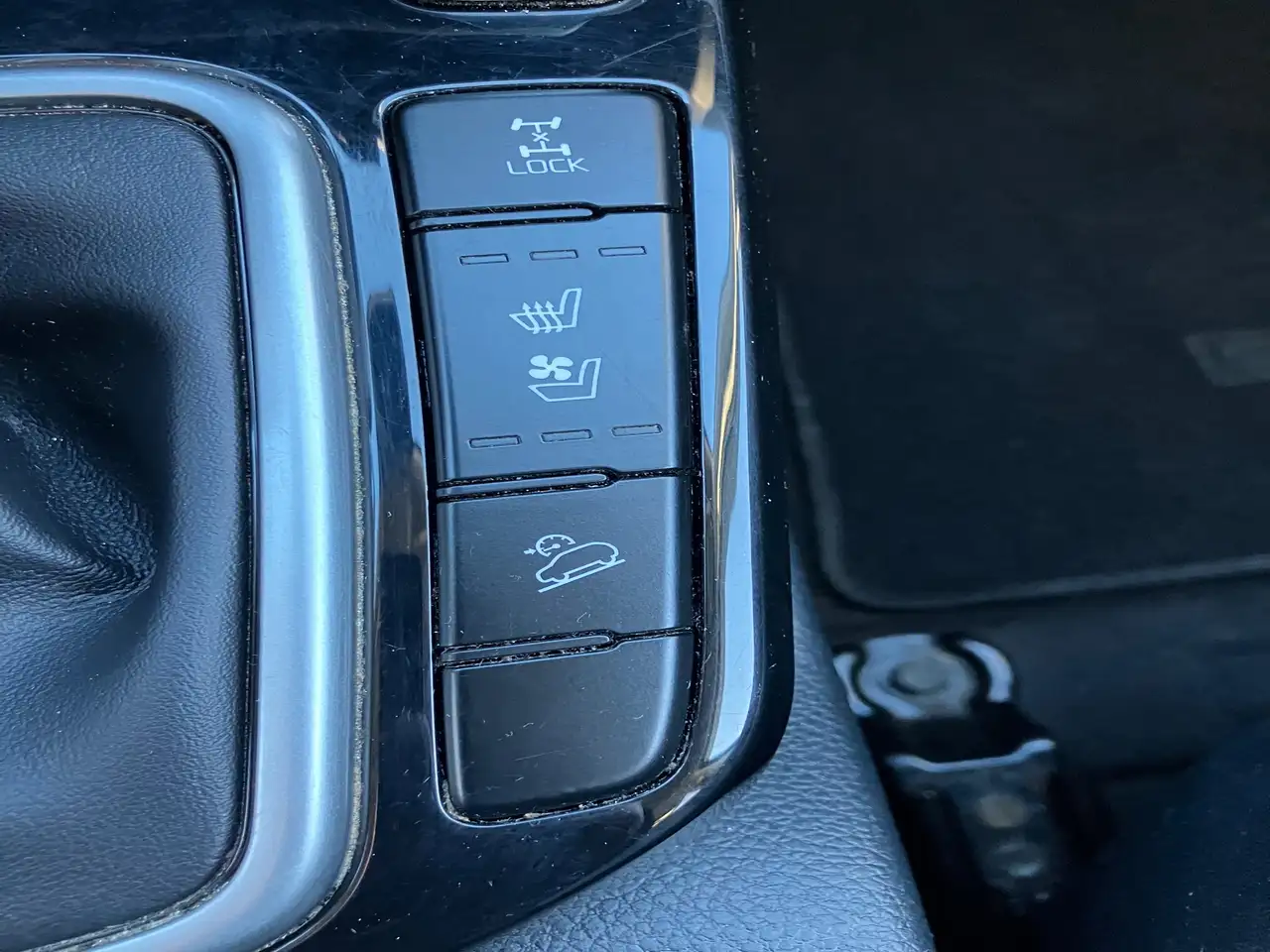 Kia Seltos снимка Kia Seltos
