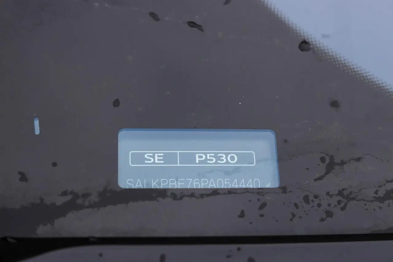 Land Rover Range Rover photo Land Rover Range Rover
