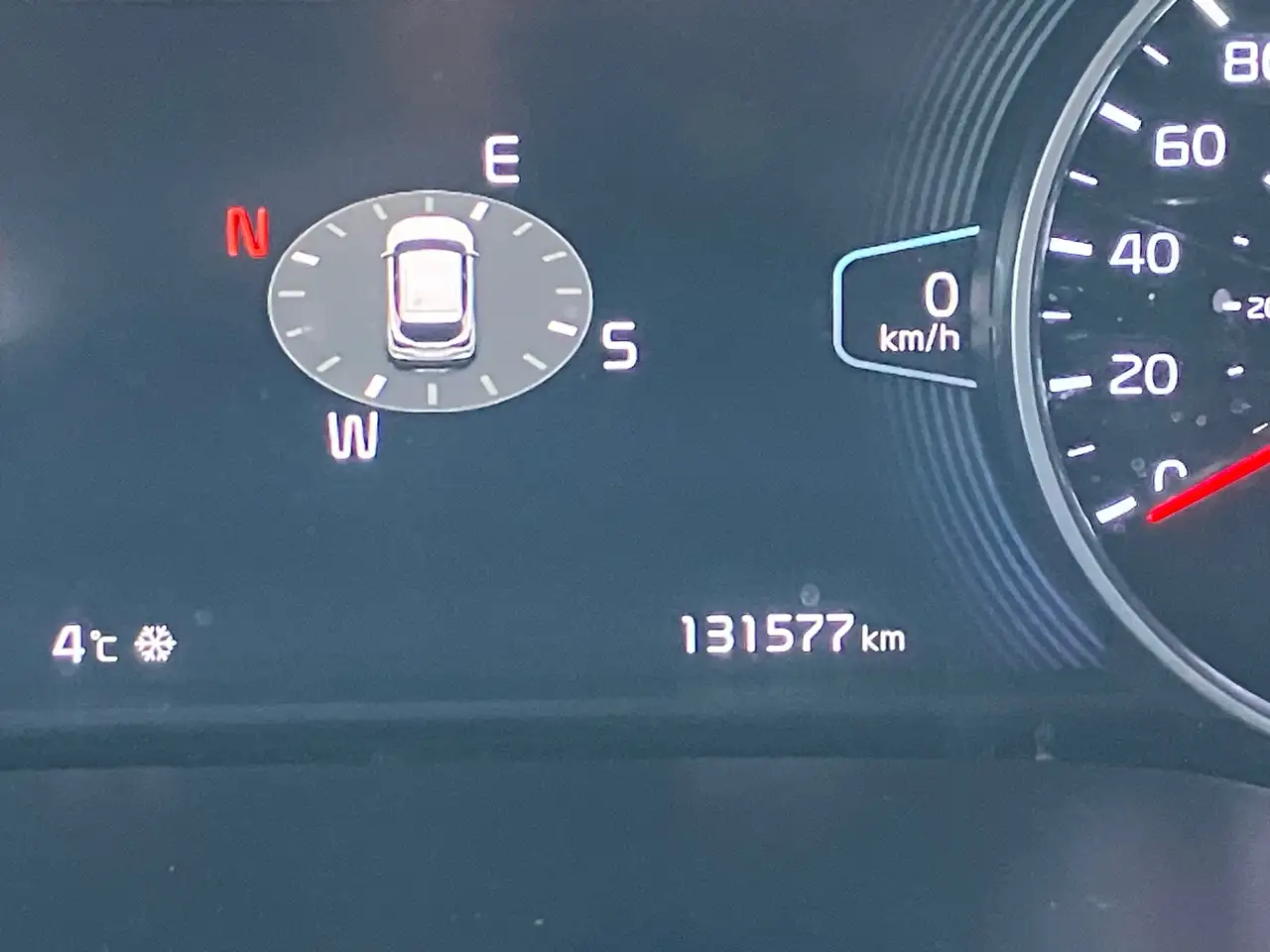 Kia Seltos снимка Kia Seltos