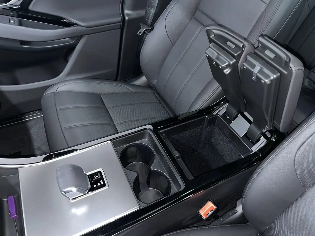 Land Rover Range Rover Evoque снимка Land Rover Range Rover Evoque
