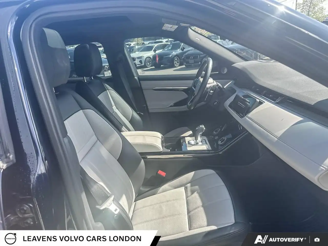Land Rover Range Rover Evoque снимка Land Rover Range Rover Evoque