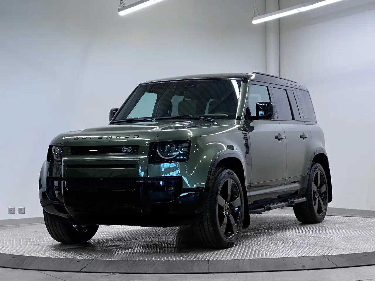 Land Rover Defender снимка Land Rover Defender