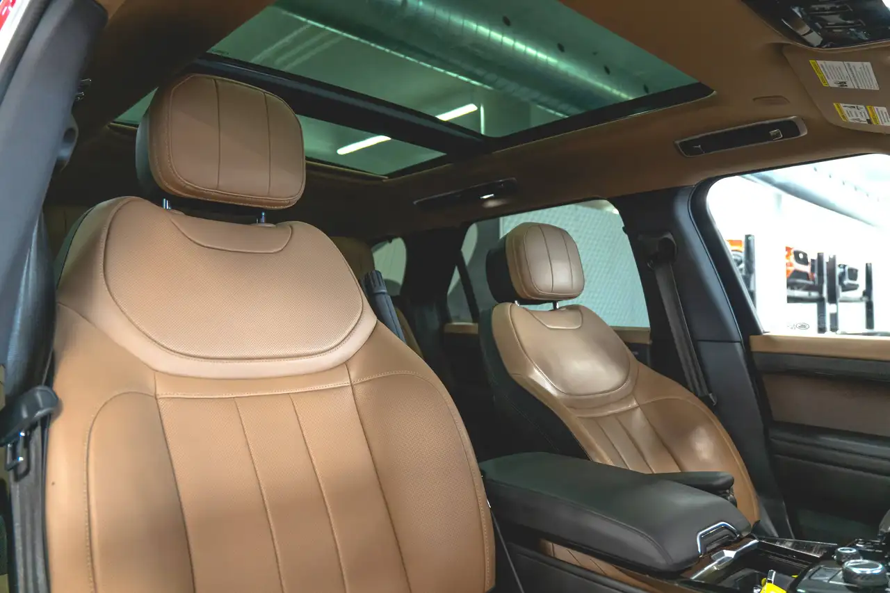 Land Rover Range Rover Sport photo Land Rover Range Rover Sport
