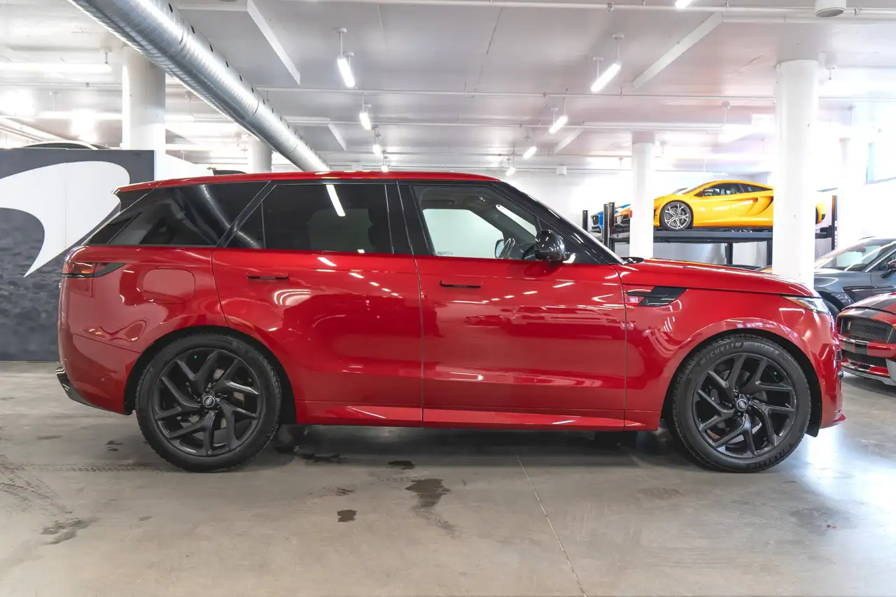 Land Rover Range Rover Sport photo Land Rover Range Rover Sport