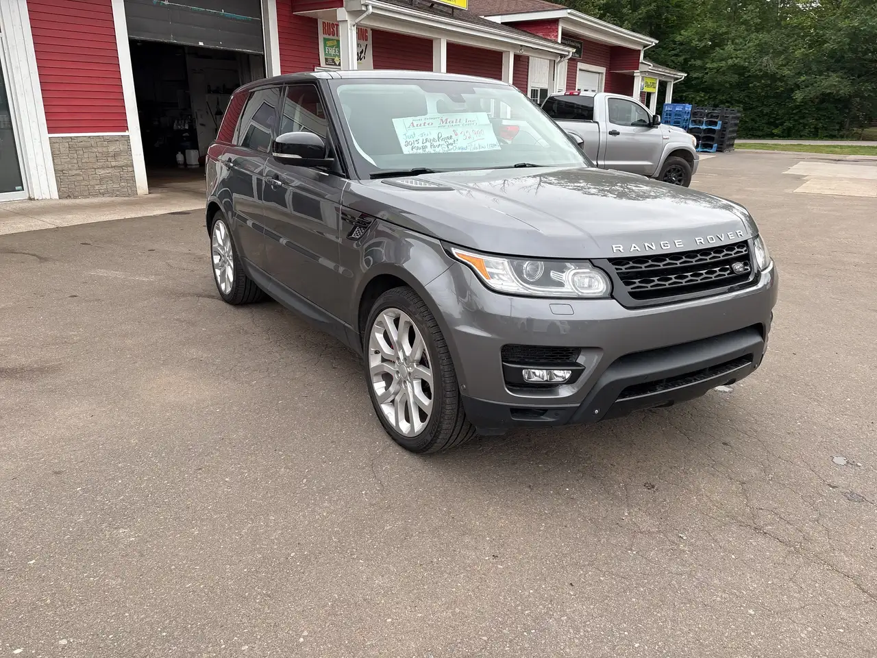 Land Rover Range Rover Sport снимка Land Rover Range Rover Sport