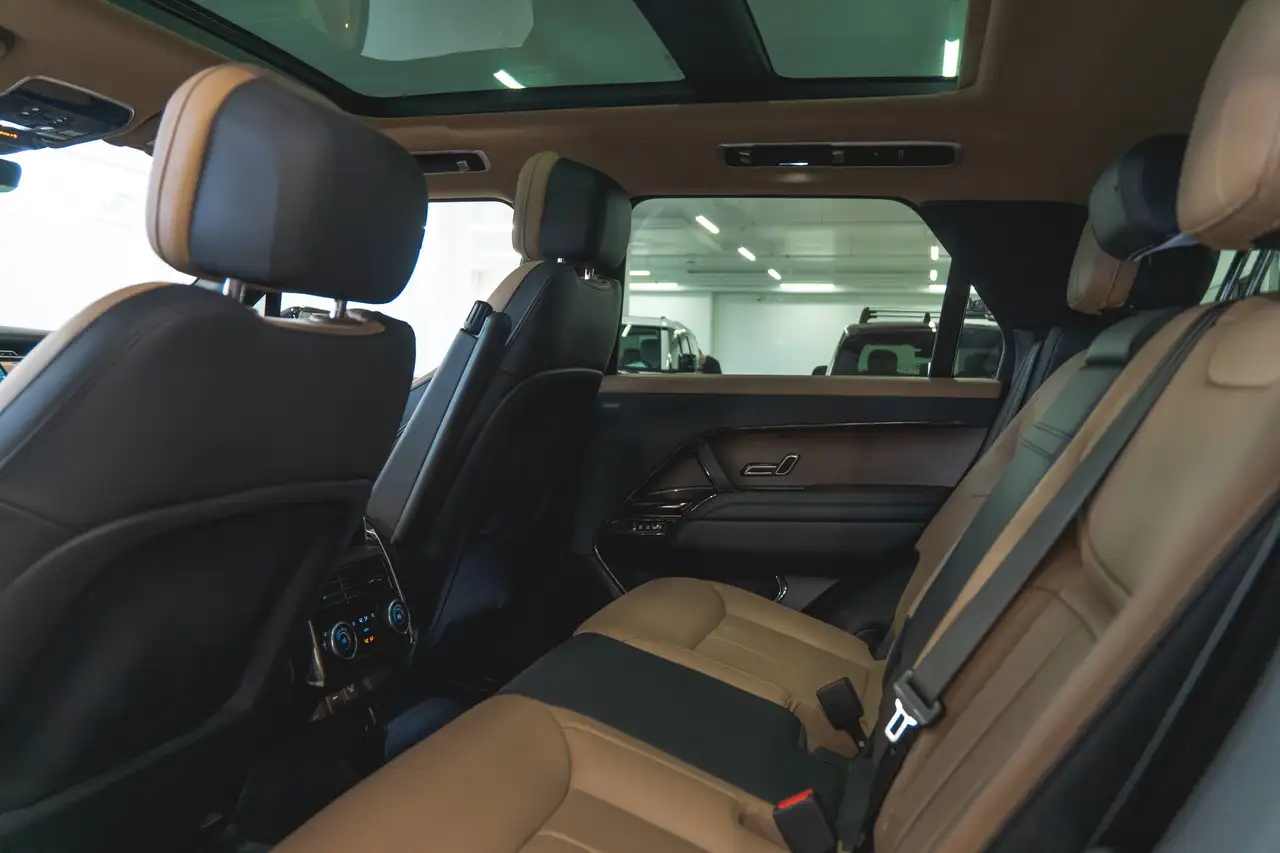 Land Rover Range Rover Sport photo Land Rover Range Rover Sport