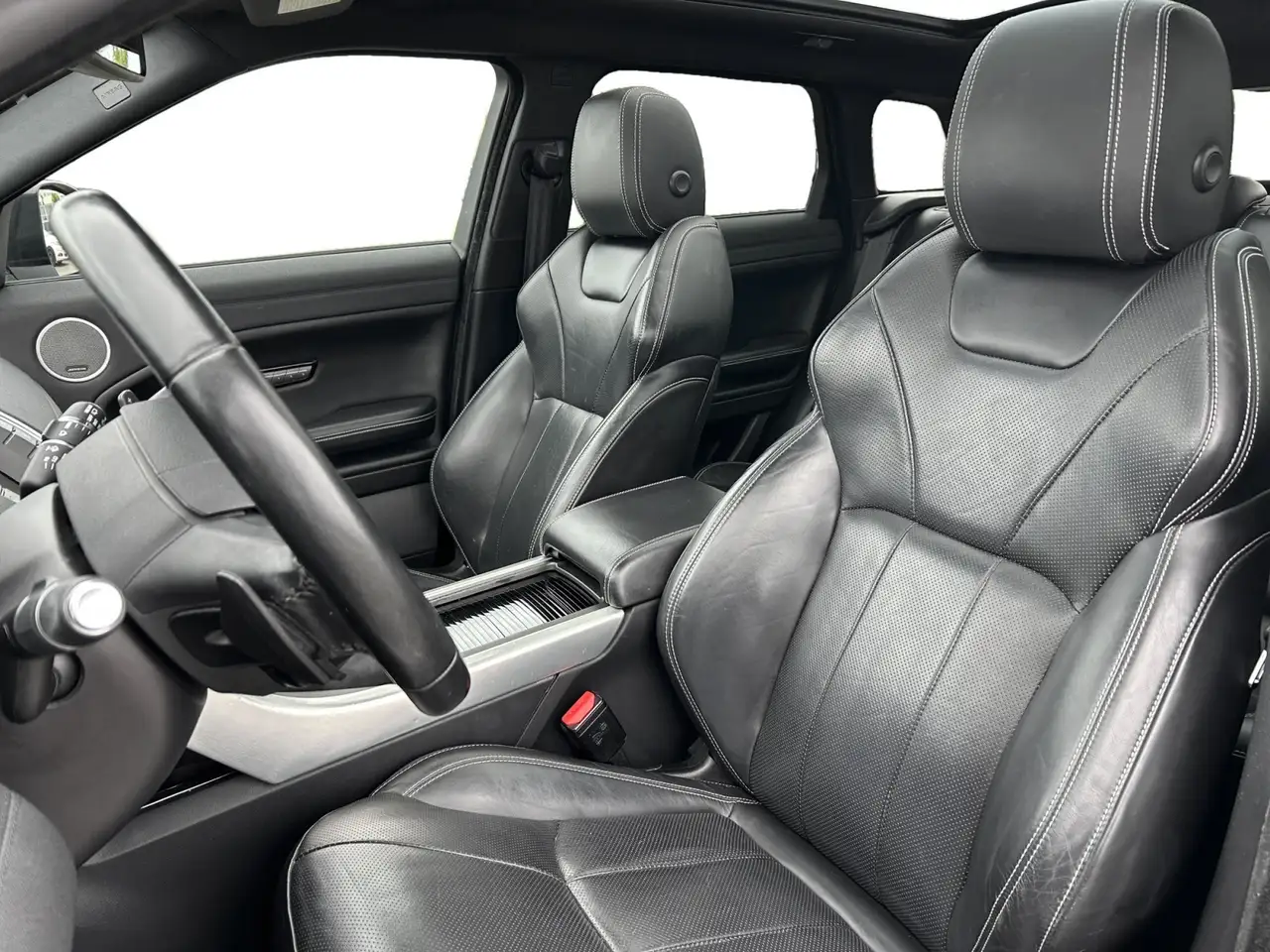 Land Rover Range Rover Evoque снимка Land Rover Range Rover Evoque