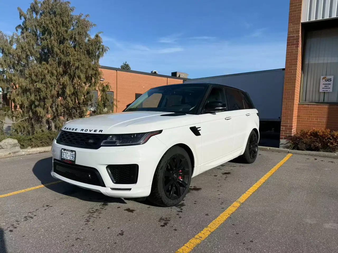 Land Rover Range Rover Sport снимка Land Rover Range Rover Sport
