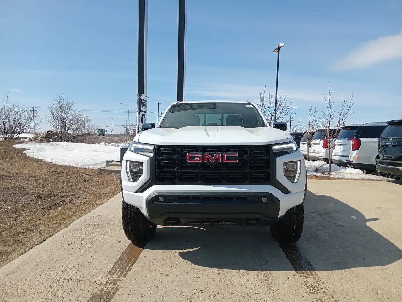 GMC Canyon снимка GMC Canyon