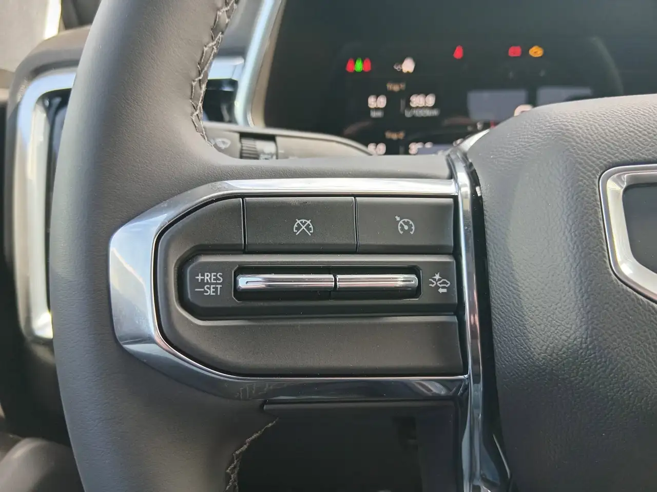 GMC Canyon снимка GMC Canyon