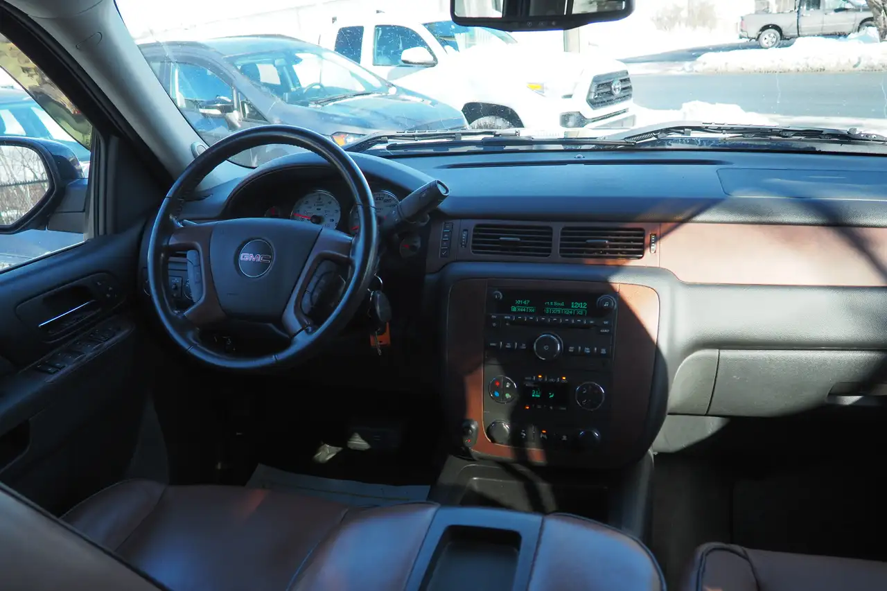 GMC Sierra 1500 photo GMC Sierra 1500