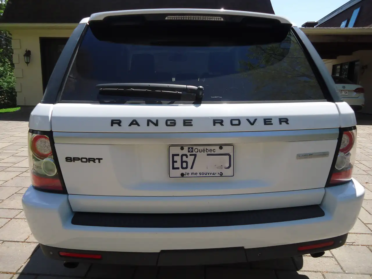 Land Rover Range Rover Sport photo Land Rover Range Rover Sport