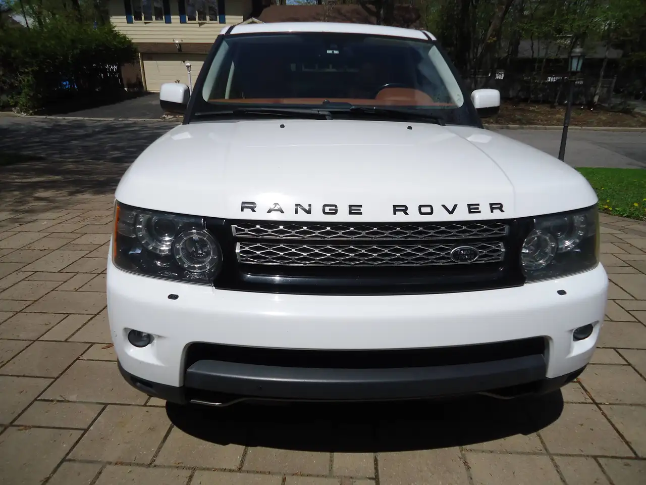 Land Rover Range Rover Sport photo Land Rover Range Rover Sport