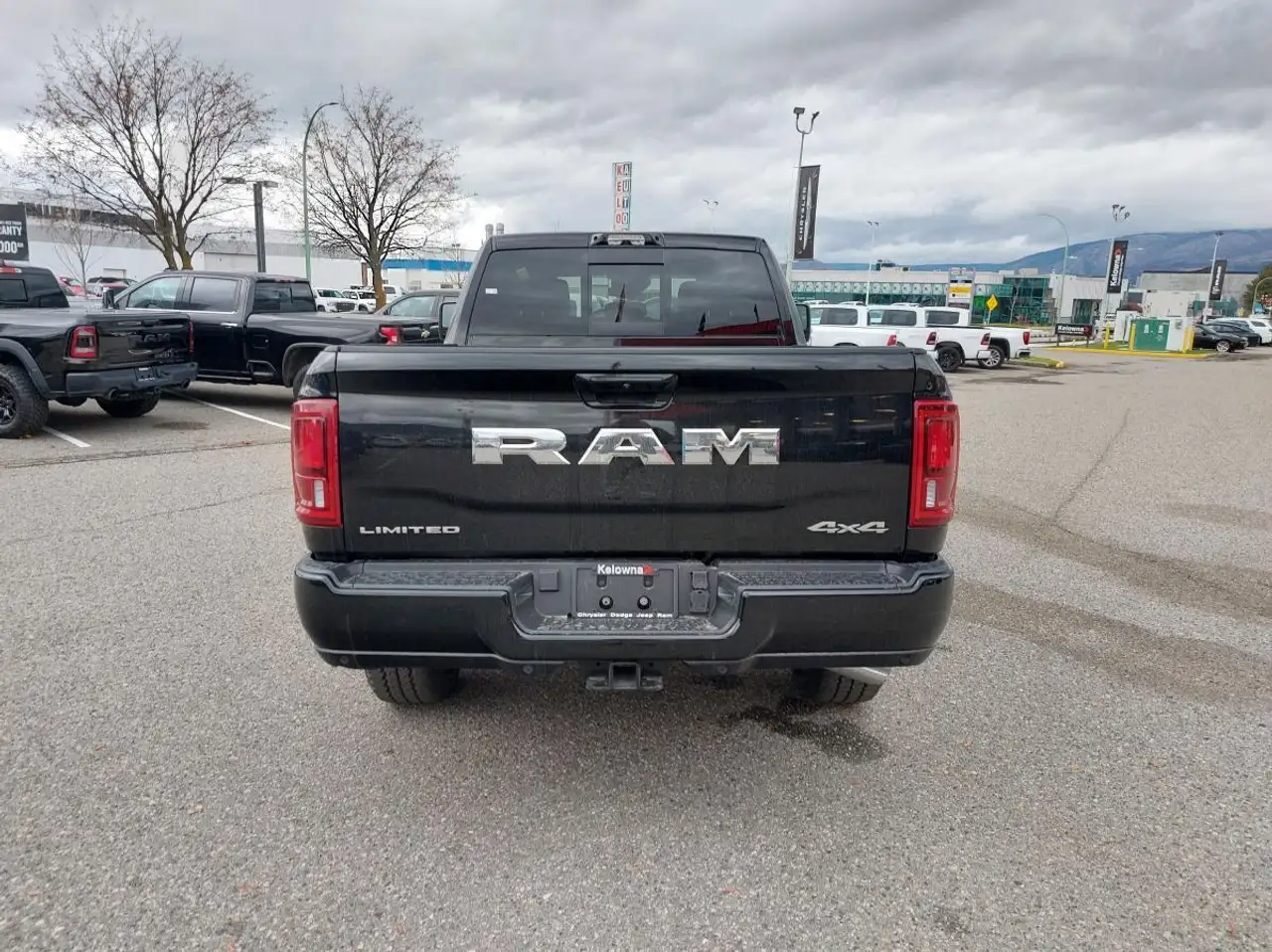 RAM 3500 снимка RAM 3500