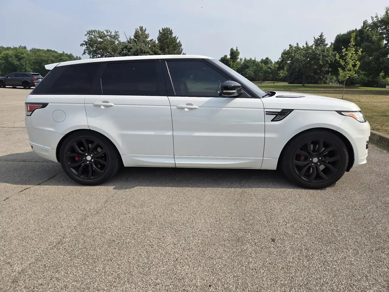 Land Rover Range Rover Sport снимка Land Rover Range Rover Sport