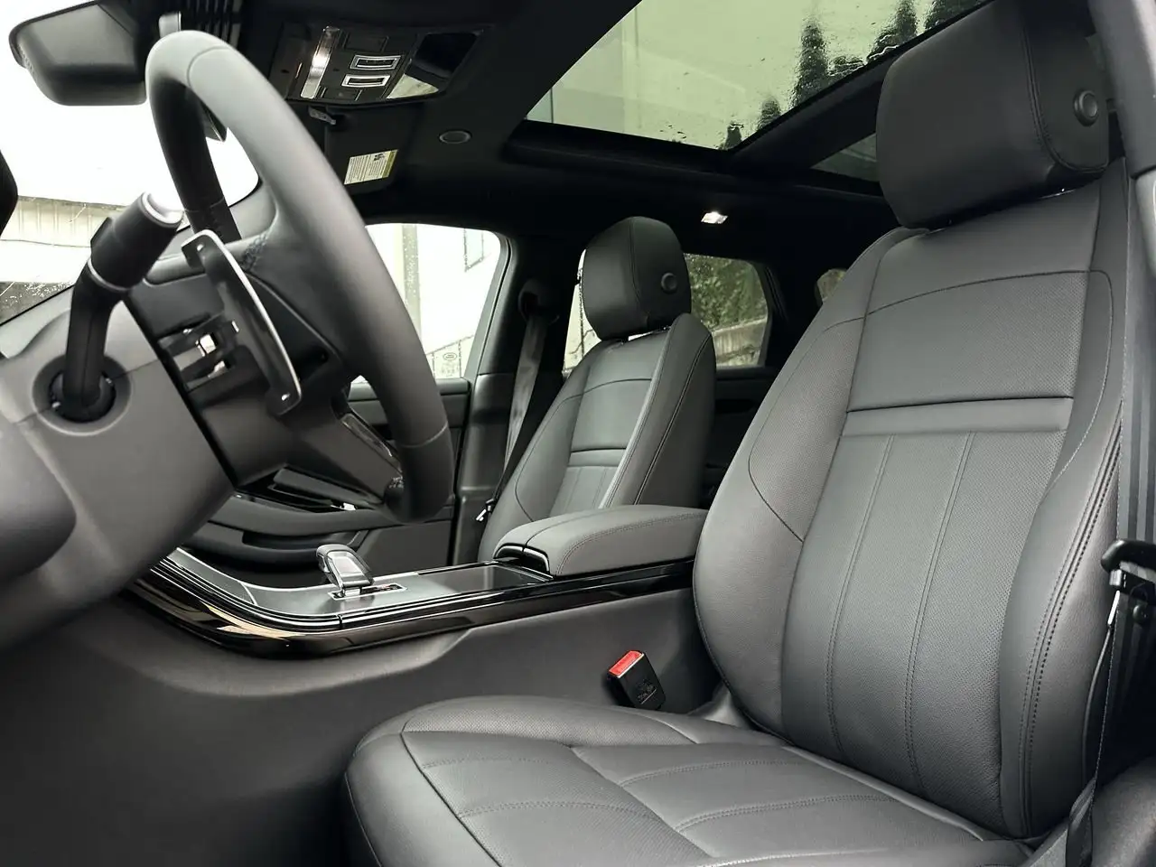 Land Rover Range Rover Evoque снимка Land Rover Range Rover Evoque