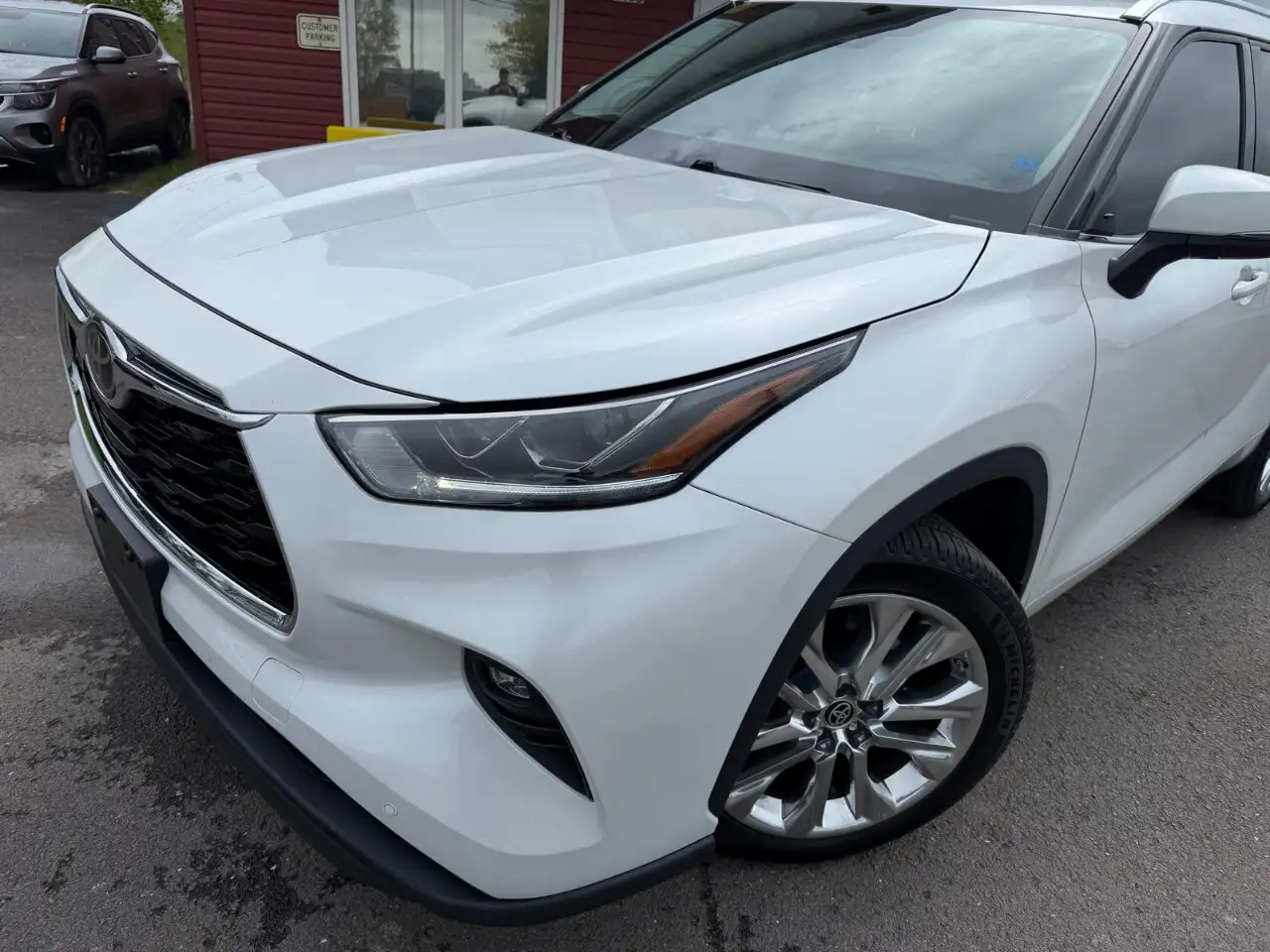 Toyota Highlander снимка Toyota Highlander
