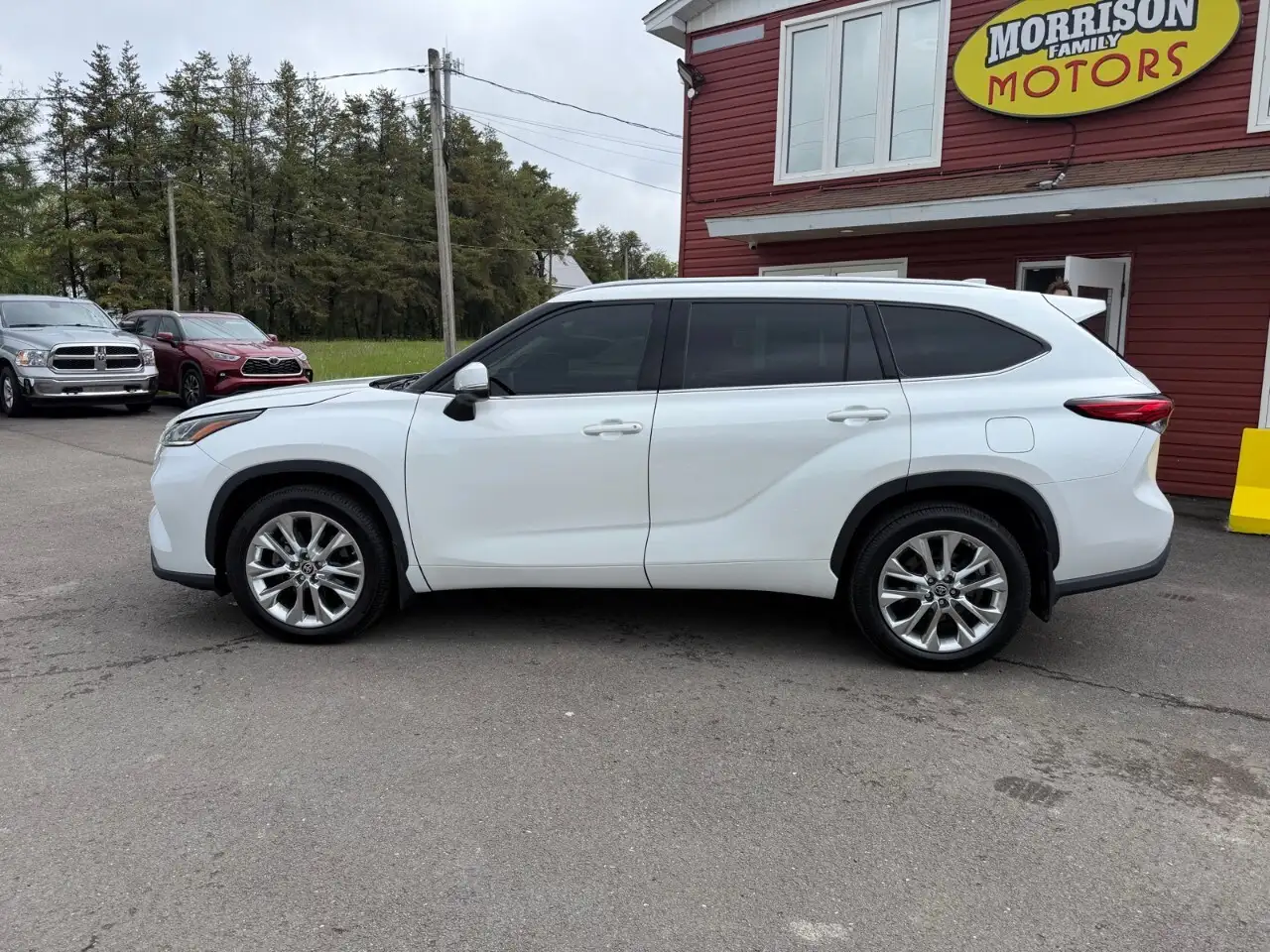 Toyota Highlander снимка Toyota Highlander