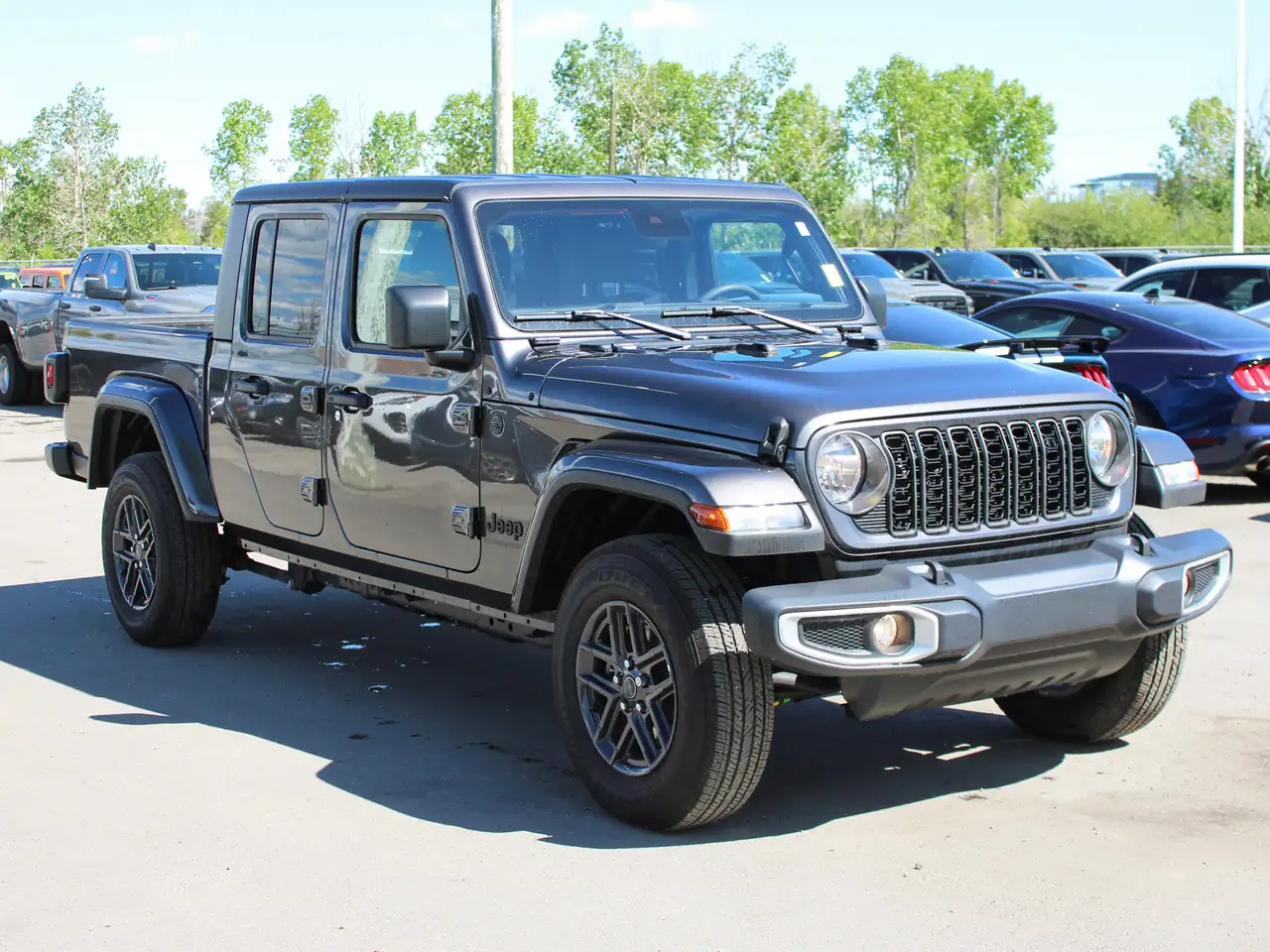 Jeep Gladiator photo Jeep Gladiator