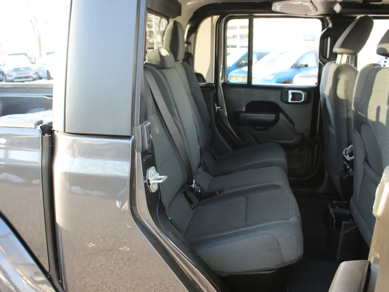 Jeep Gladiator photo Jeep Gladiator