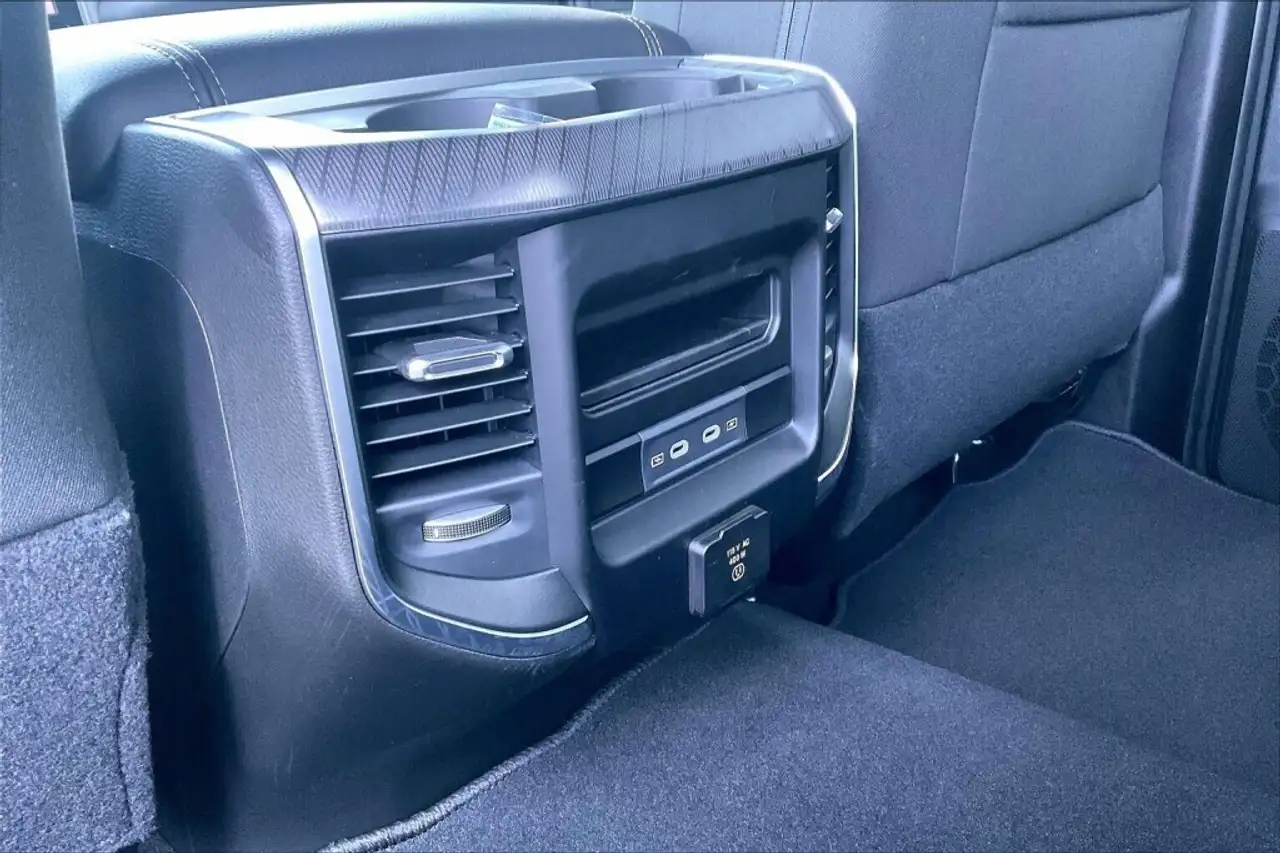 RAM 3500 снимка RAM 3500
