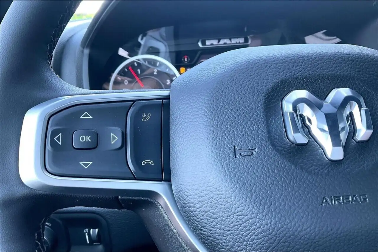 RAM 3500 снимка RAM 3500