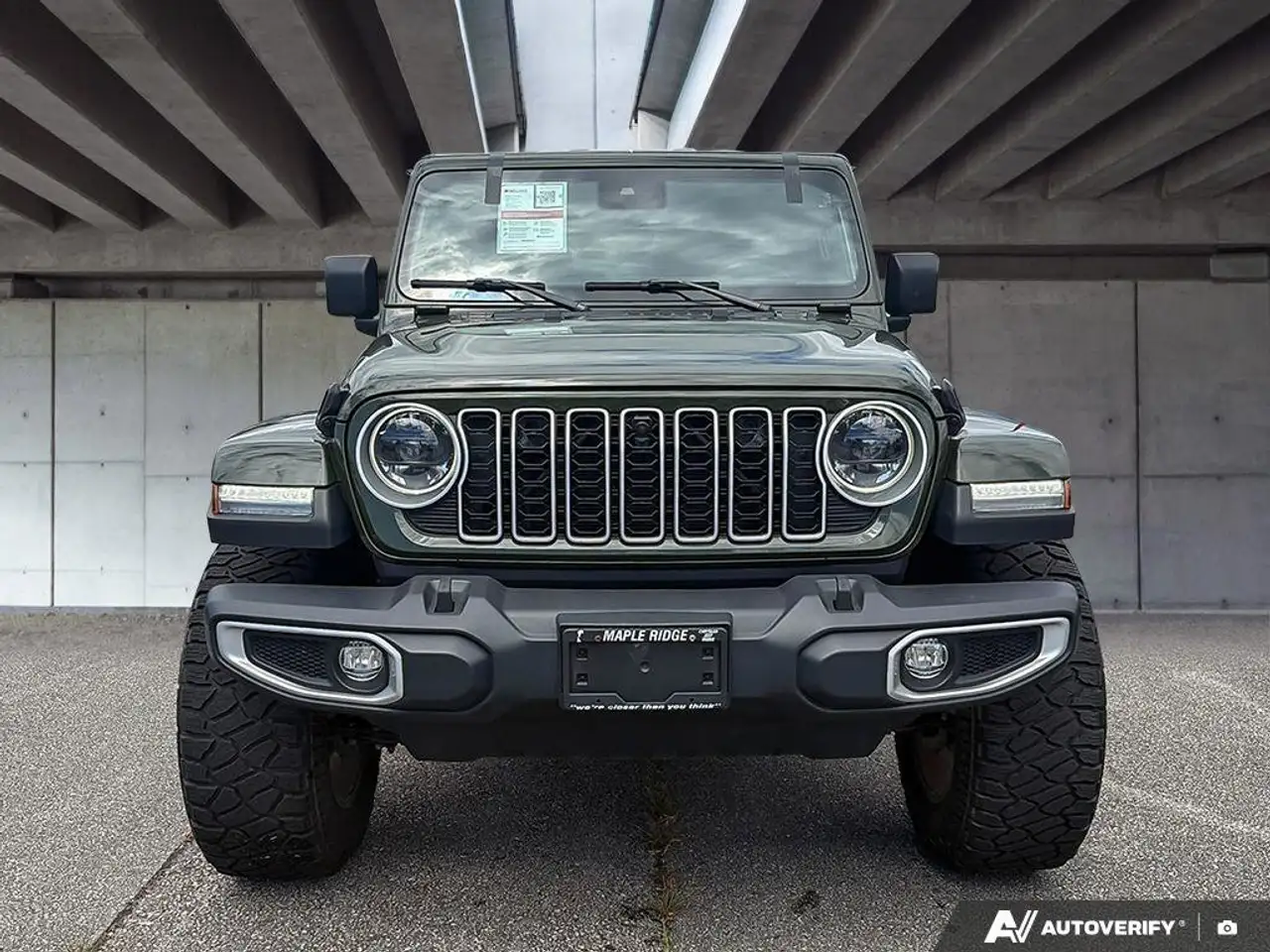 Jeep Wrangler снимка Jeep Wrangler