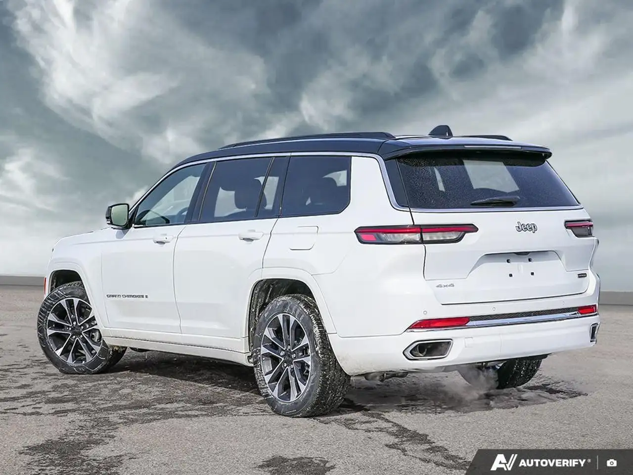 Jeep Grand Cherokee снимка Jeep Grand Cherokee