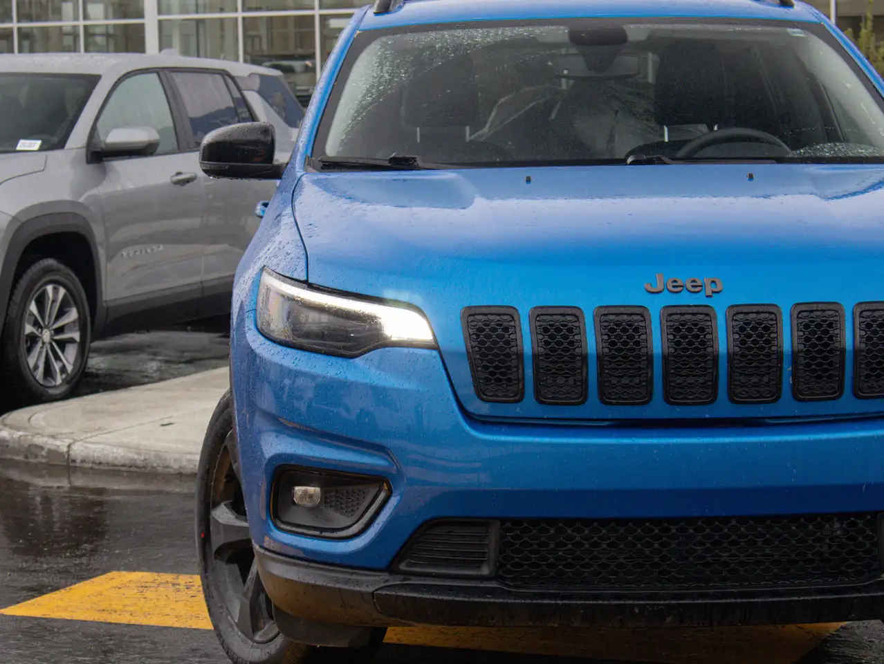 Jeep Cherokee снимка Jeep Cherokee