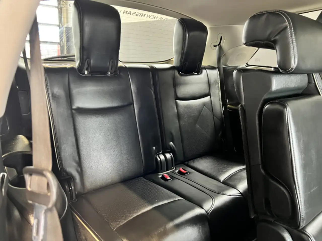 Infiniti QX60 снимка Infiniti QX60
