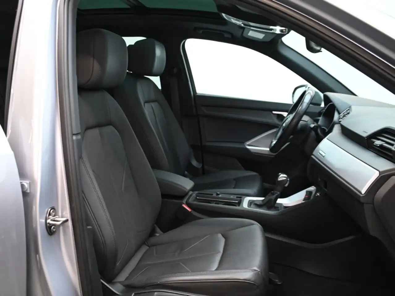 Audi Q3 fotografie Audi Q3