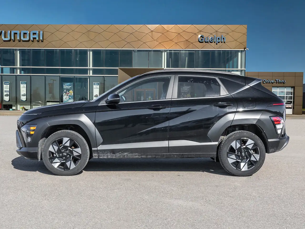 Hyundai KONA снимка Hyundai KONA