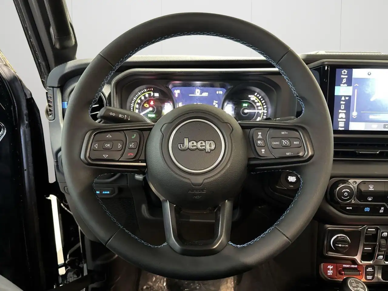 Jeep Wrangler снимка Jeep Wrangler