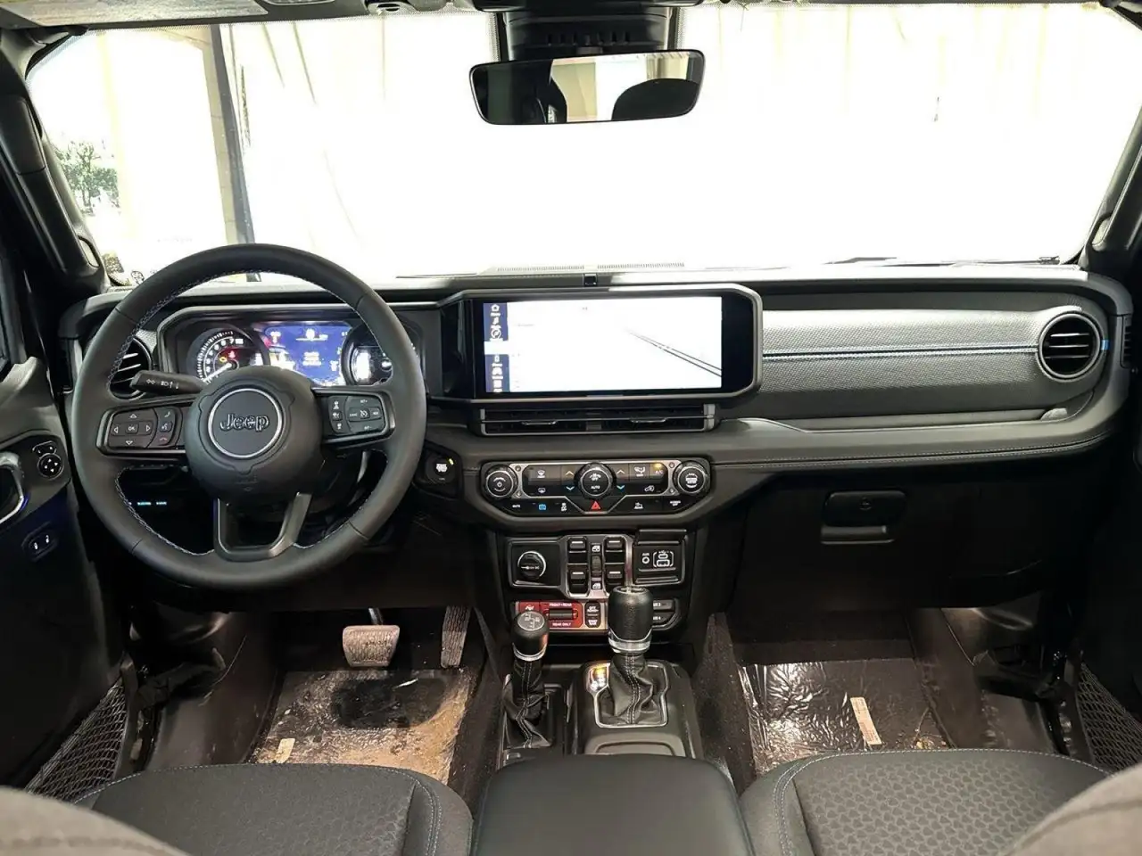 Jeep Wrangler снимка Jeep Wrangler