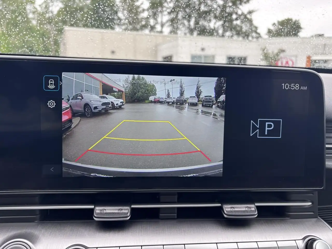 Hyundai KONA снимка Hyundai KONA