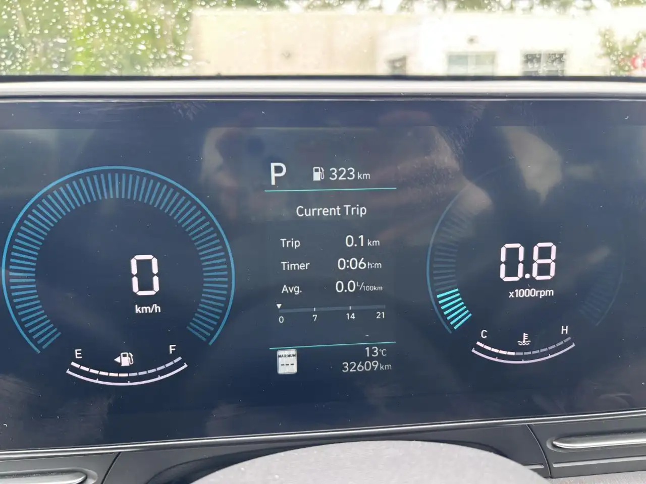 Hyundai KONA снимка Hyundai KONA