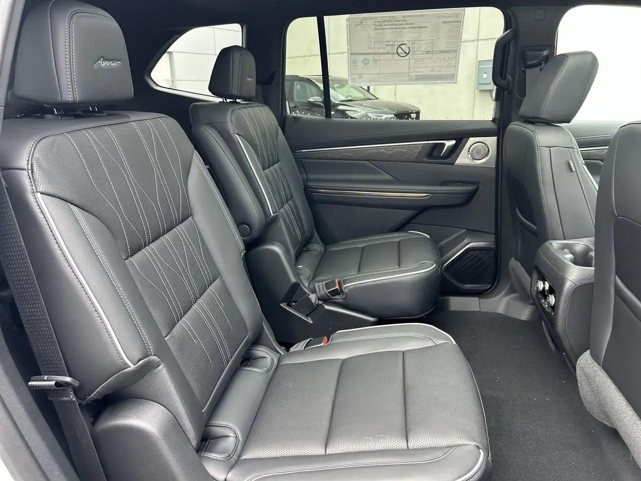 Buick Enclave снимка Buick Enclave